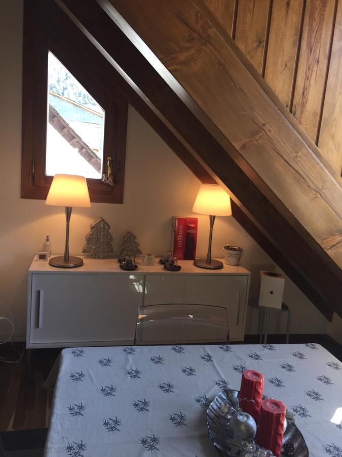 Esplendido Atico En Sallent Con Vistas Sallent De Gallego Exterior photo