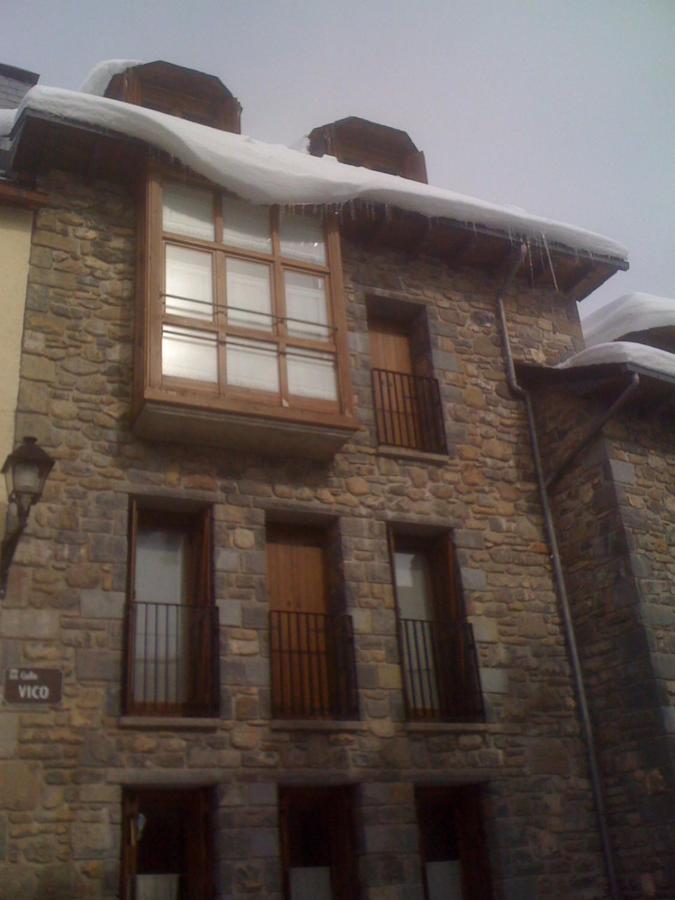 Esplendido Atico En Sallent Con Vistas Sallent De Gallego Exterior photo