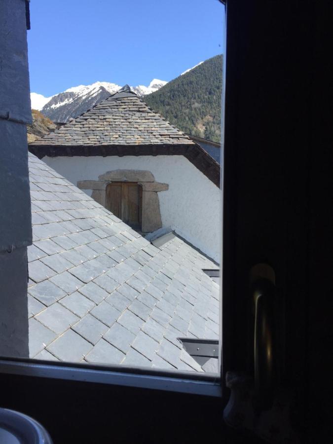 Esplendido Atico En Sallent Con Vistas Sallent De Gallego Exterior photo